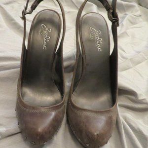 Grey Zodiac sling black heels wonderful condition (Size 7 1/2)